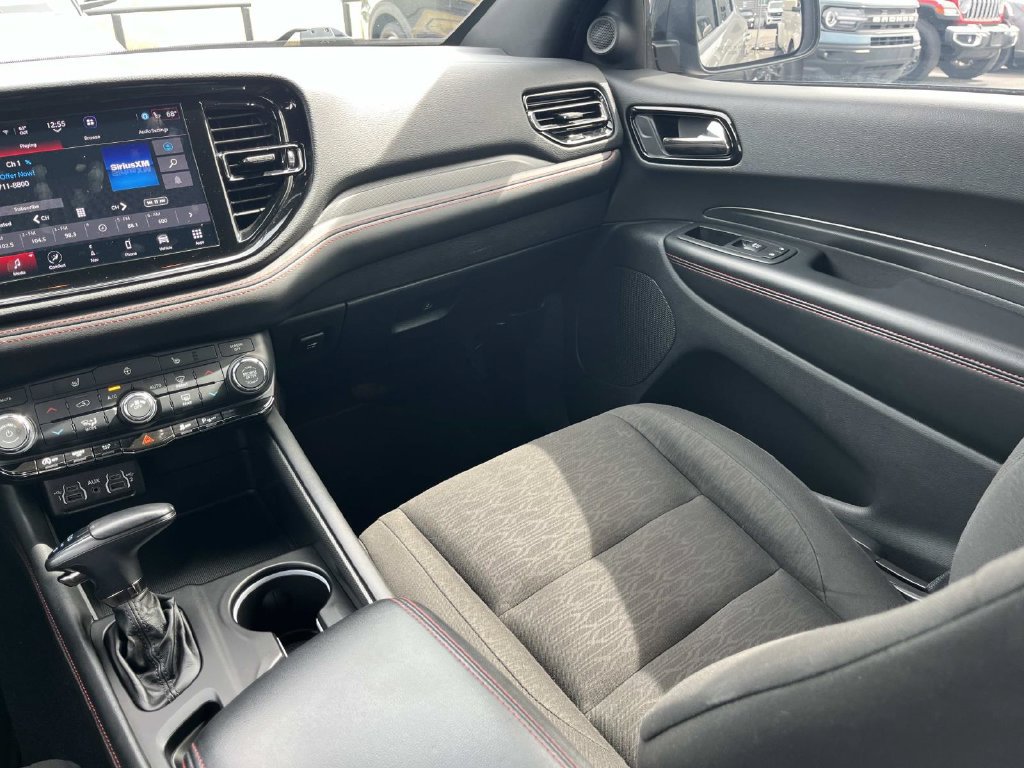Used 2025 Dodge Durango GT AWD/4WD image 18