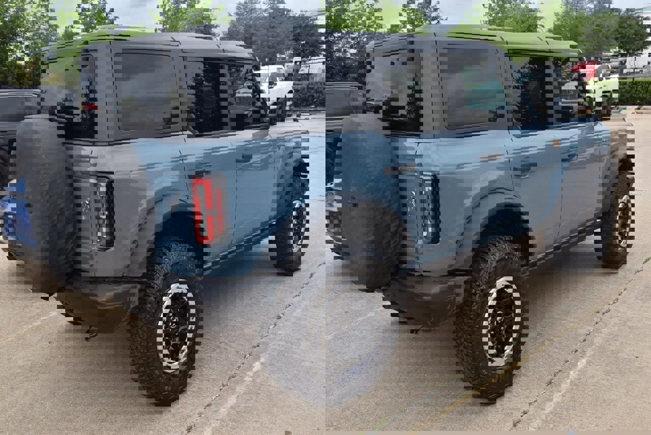 Certified 2023 Ford Bronco Badlands w/ Sasquatch Package image 6