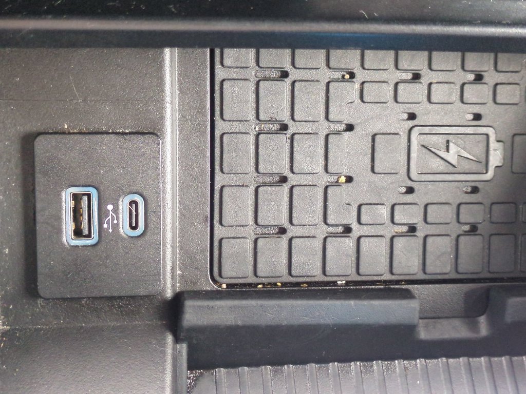 Certified 2024 Ford Expedition XLT RWD image 25