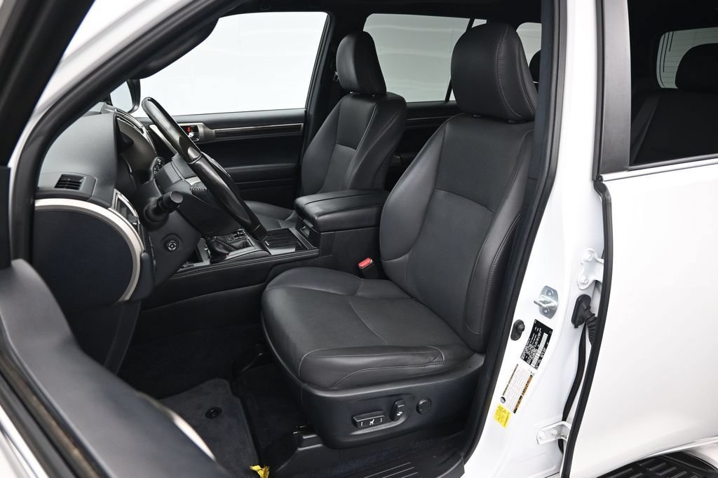 Used 2021 Lexus GX 460 Premium w/ Premium Package AWD/4WD image 18