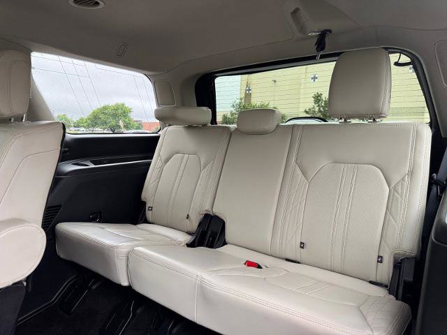 Certified 2019 Ford Expedition Platinum AWD/4WD image 18