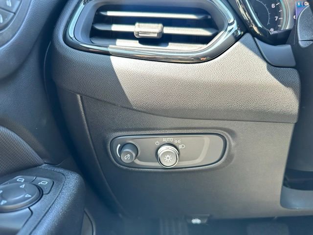 Used 2023 Chevrolet Equinox RS AWD/4WD image 60