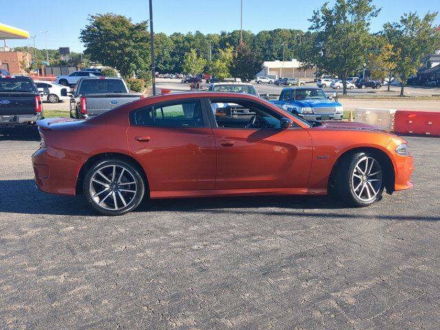 Used 2023 Dodge Charger R/T RWD image 3