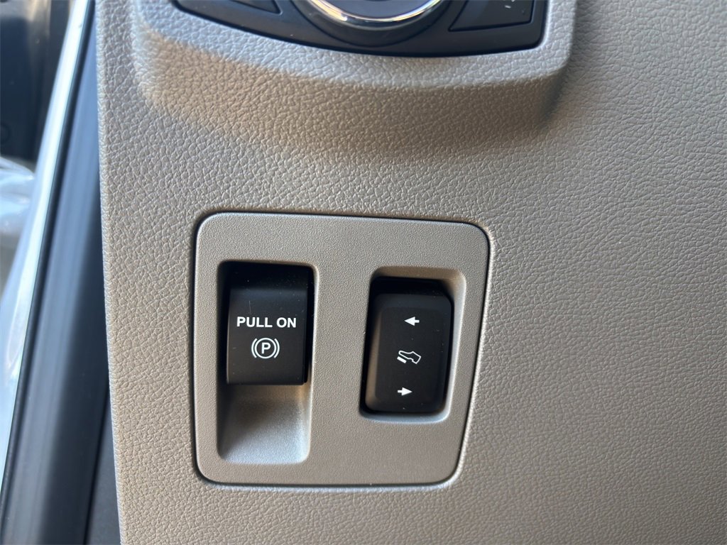 Certified 2019 Ford F150 XLT w/ Equipment Group 302A Luxury image 15