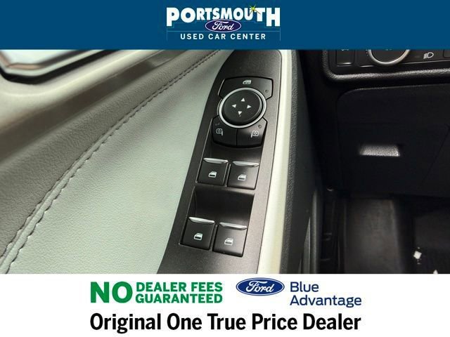 Certified 2022 Ford Explorer XLT w/ Equipment Group 202A image 29