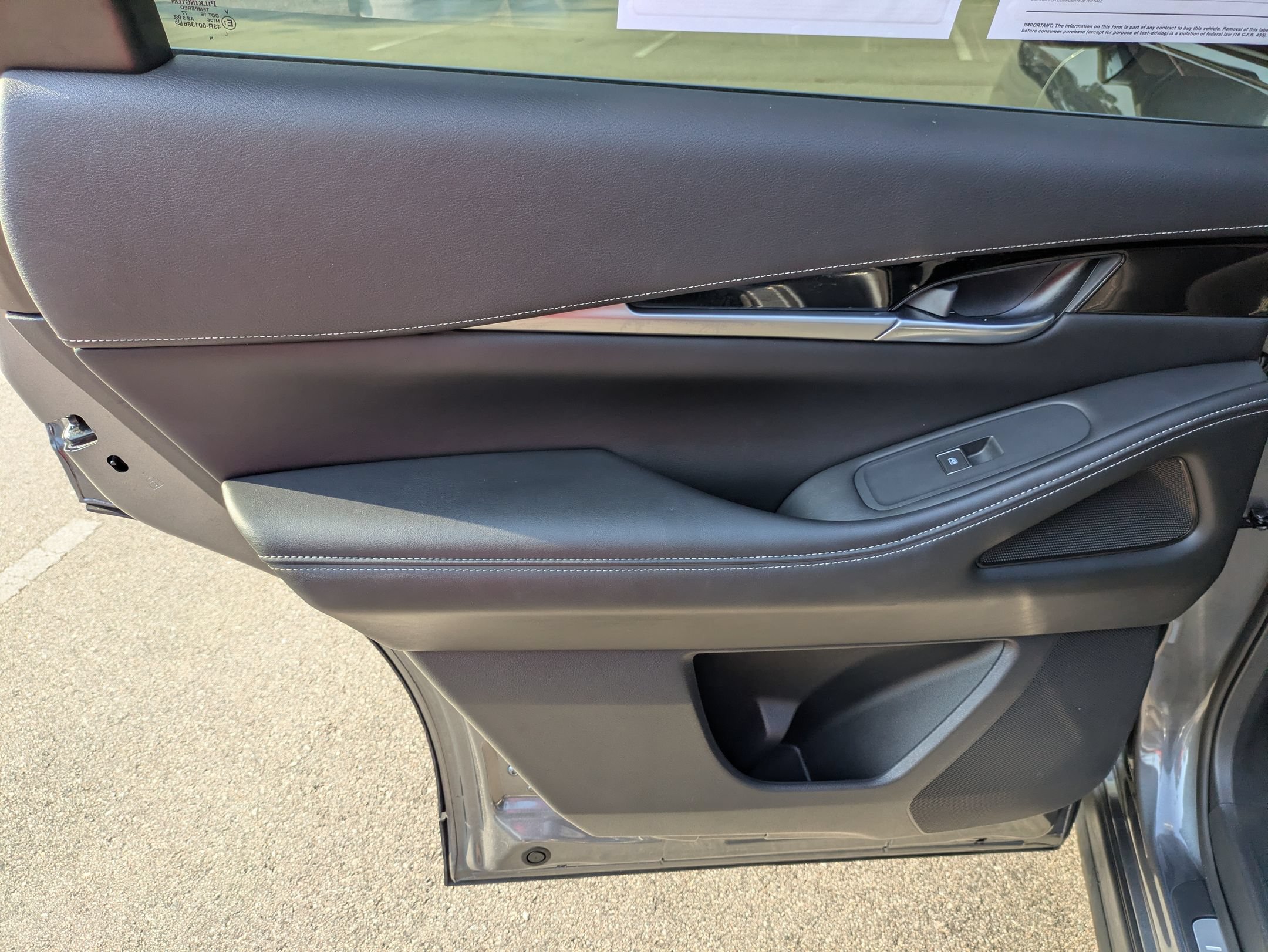 Used 2025 INFINITI QX60 Pure FWD image 30
