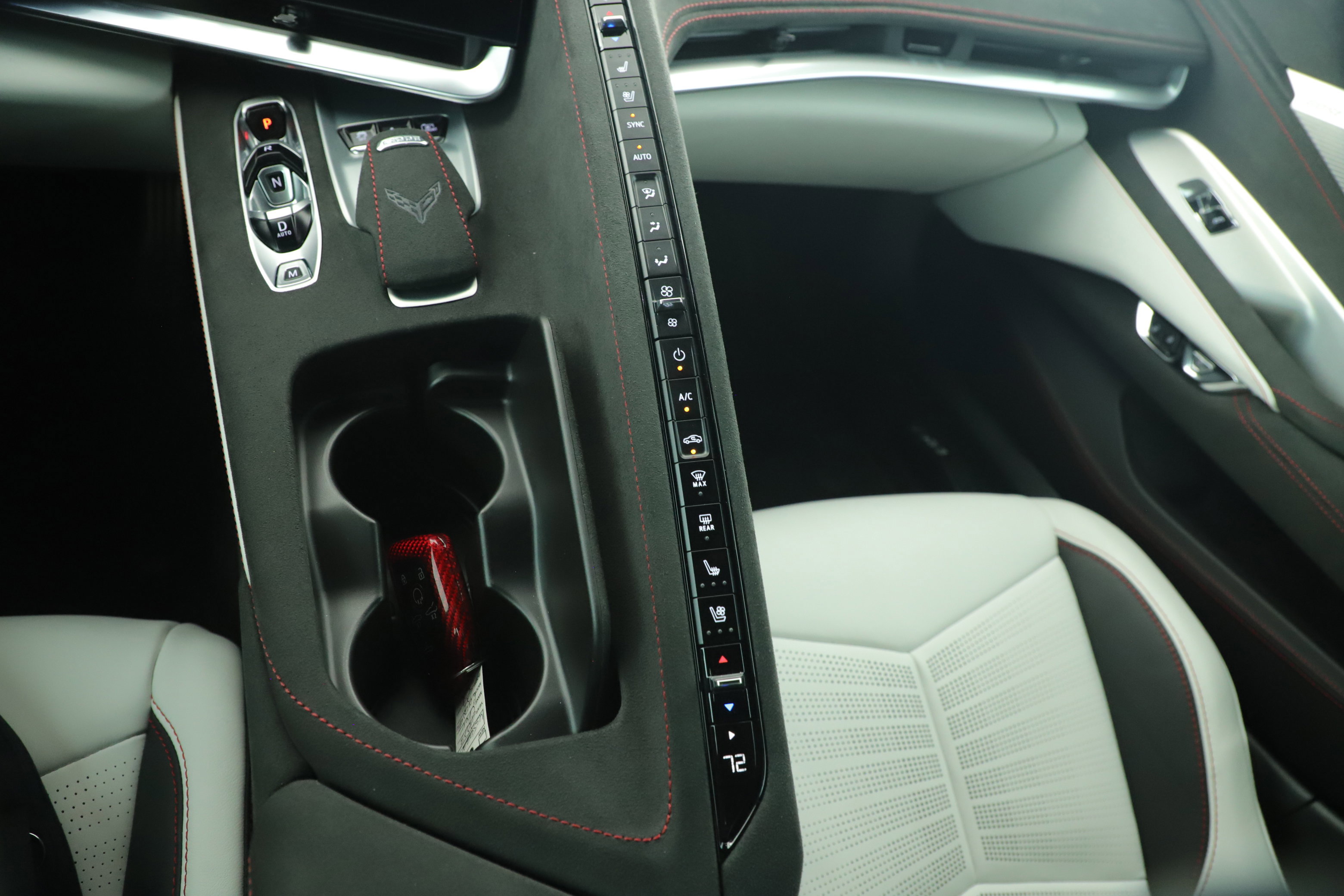 Used 2023 Chevrolet Corvette Stingray Premium Conv w/ Z51 Performance Package image 6