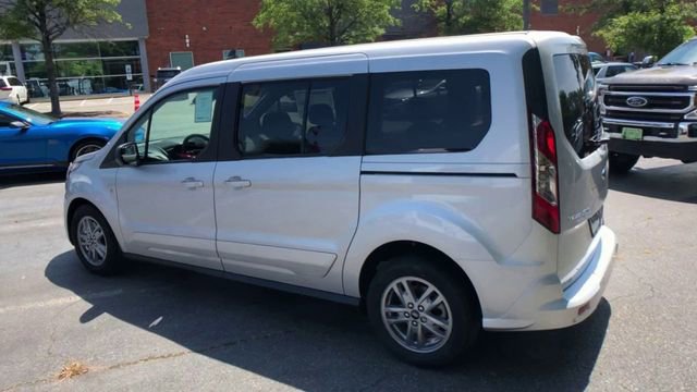 Certified 2022 Ford Transit Connect XLT image 6