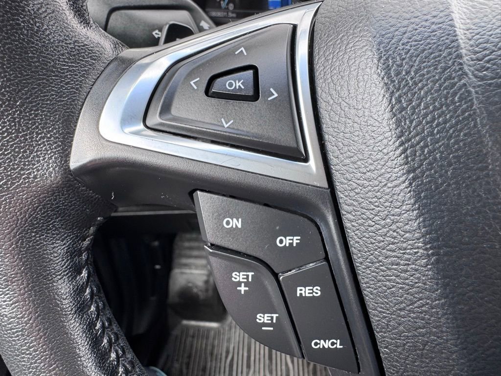 Certified 2018 Ford Edge SEL w/ Equipment Group 201A AWD/4WD image 40