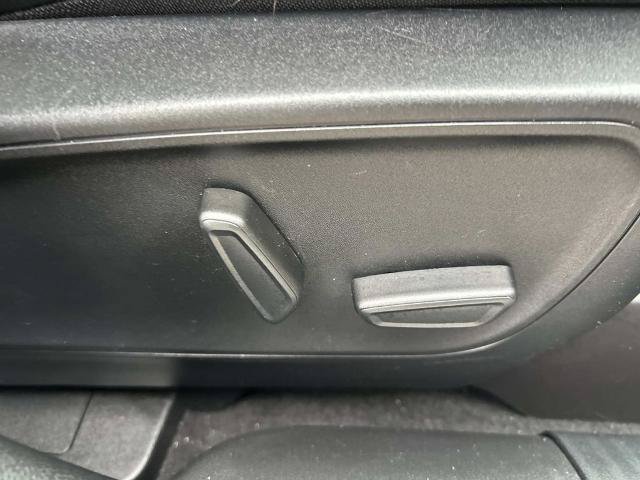 Certified 2024 Ford Escape SE w/ PHEV Premium Package FWD image 26