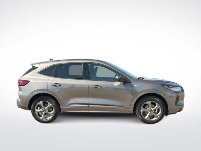 Certified 2024 Ford Escape ST-Line w/ Tech Pack #1 AWD/4WD image 9