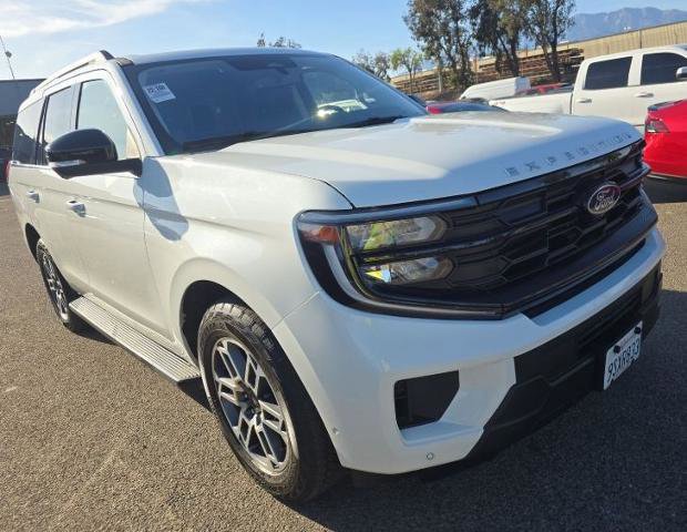 Certified 2025 Ford Expedition Active image 5