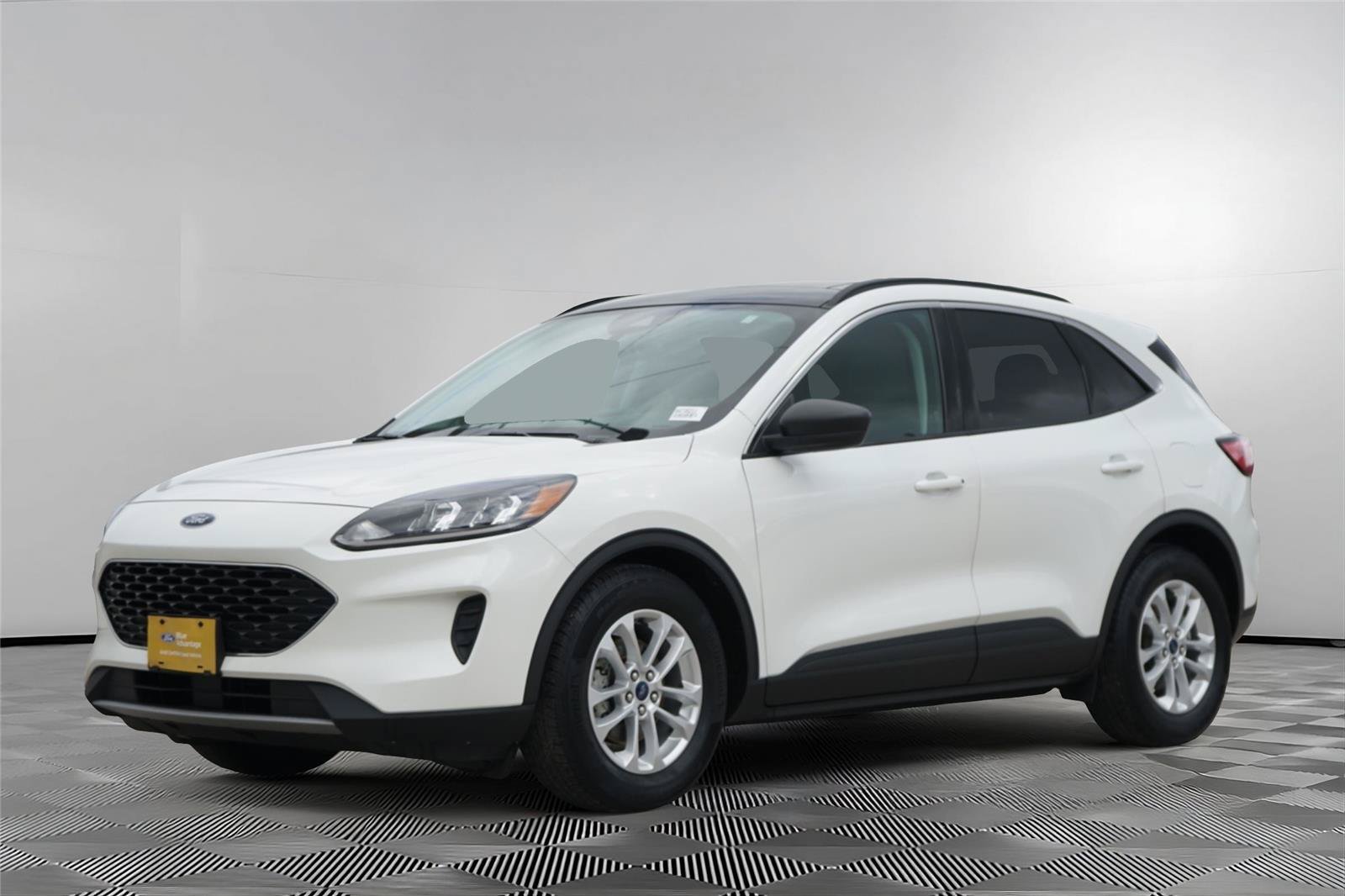 Certified 2022 Ford Escape SE w/ Convenience Package FWD image 8