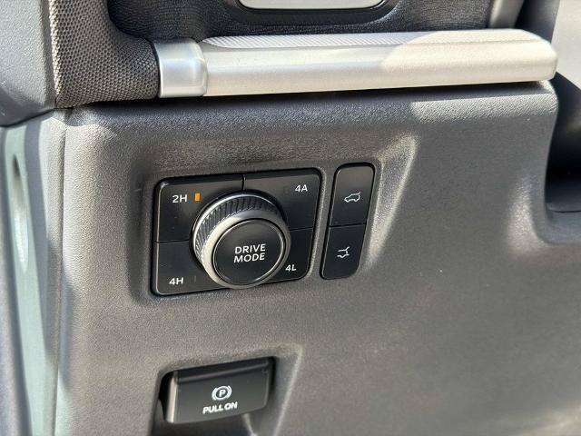 Certified 2025 Ford Expedition Active AWD/4WD image 24