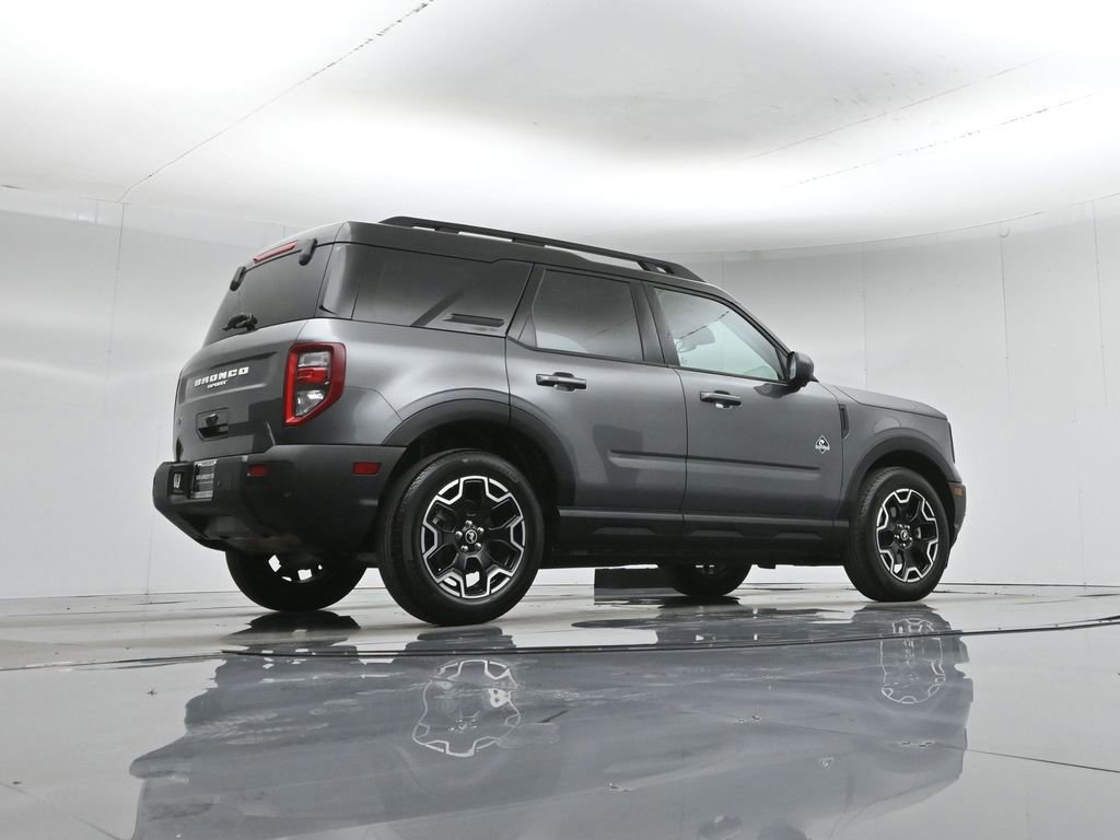 Certified 2025 Ford Bronco Sport Outer Banks w/ Outer Banks Tech Package+ image 15