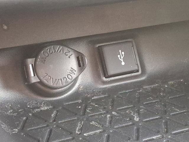 Used 2021 Toyota RAV4 XLE w/ Convenience Package image 24