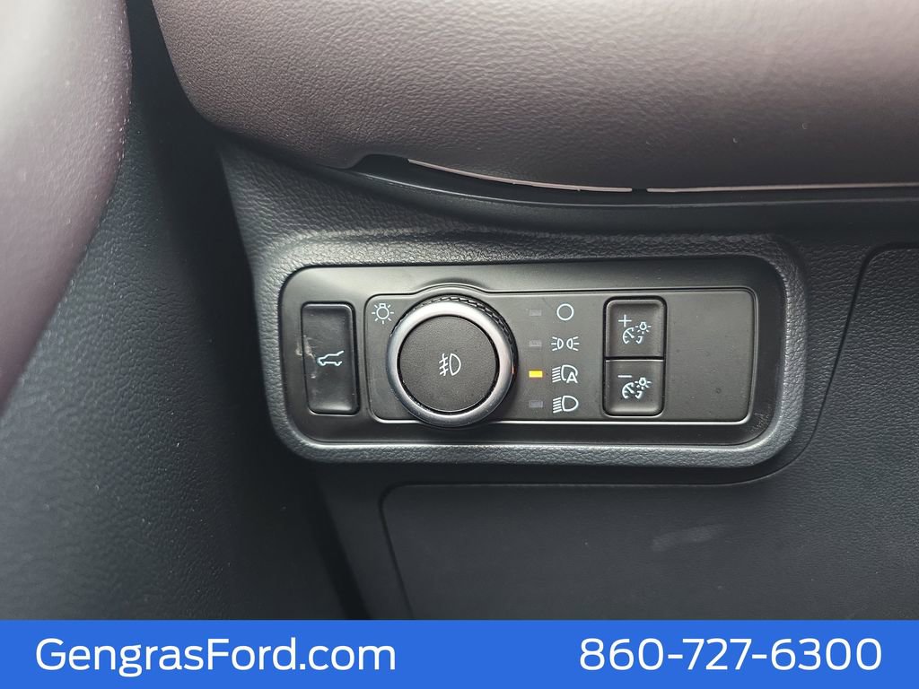 Certified 2025 Ford Explorer Platinum w/ LUX Leather Package AWD/4WD image 41