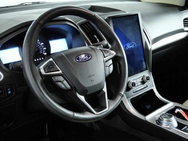 Certified 2024 Ford Edge SEL w/ Convenience Package AWD/4WD image 19