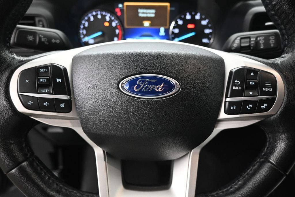 Certified 2021 Ford Explorer XLT RWD image 24