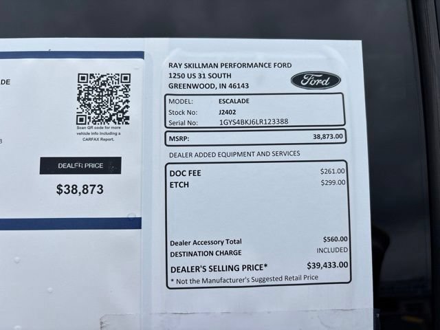 Used 2020 Cadillac Escalade Luxury w/ LPO, Radiant Package AWD/4WD image 3