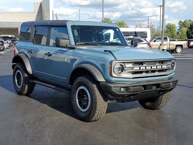 Certified 2023 Ford Bronco Big Bend w/ Sasquatch Package AWD/4WD image 2