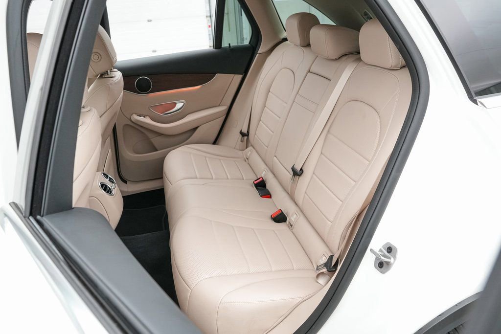 Used 2022 Mercedes-Benz GLC 300 4MATIC image 22