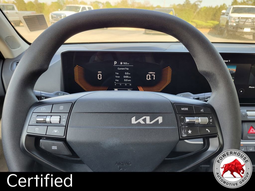 Used 2025 Kia K4 LXS image 30