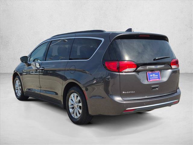 Used 2018 Chrysler Pacifica Touring Plus FWD image 8