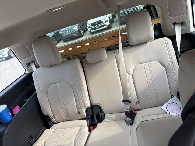 Certified 2023 Ford Expedition Platinum AWD/4WD image 16