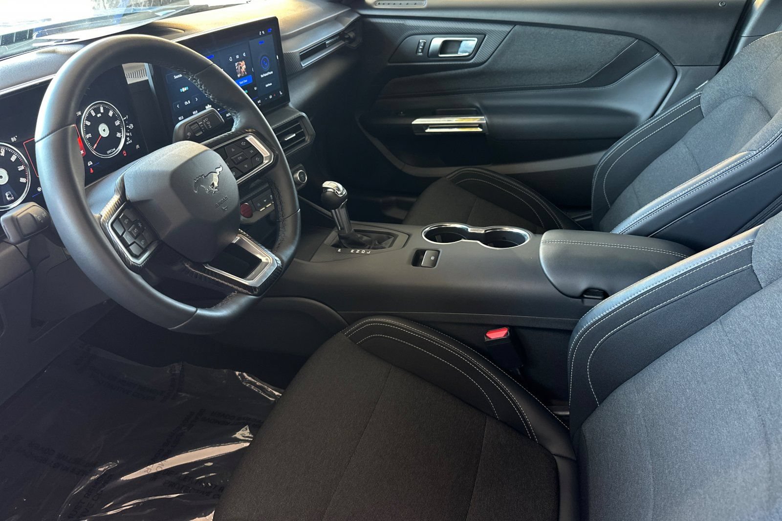 Certified 2025 Ford Mustang Coupe RWD image 9