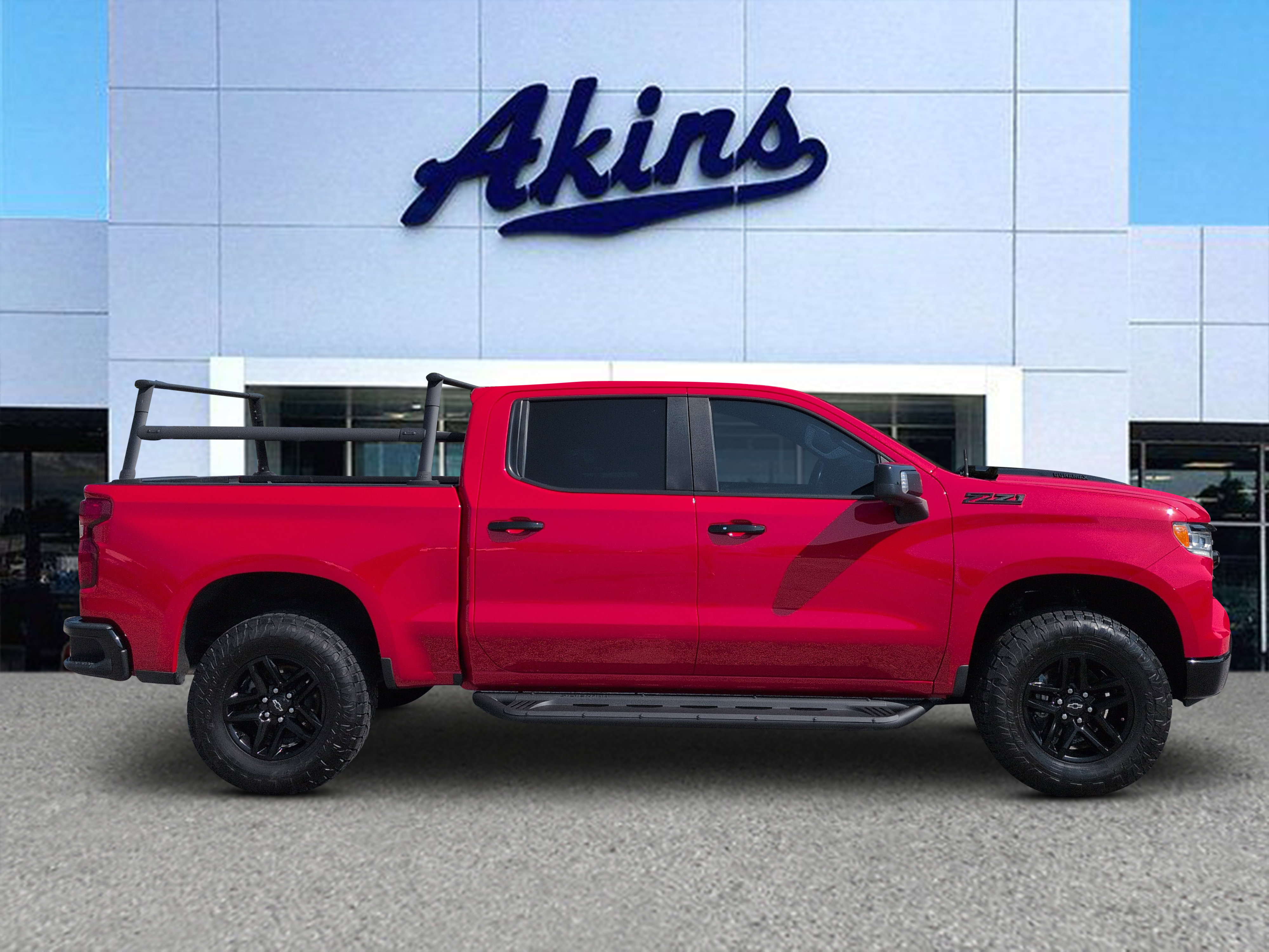 Used 2022 Chevrolet Silverado 1500 LT Trail Boss w/ LT Trail Boss Premium Package AWD/4WD image 1