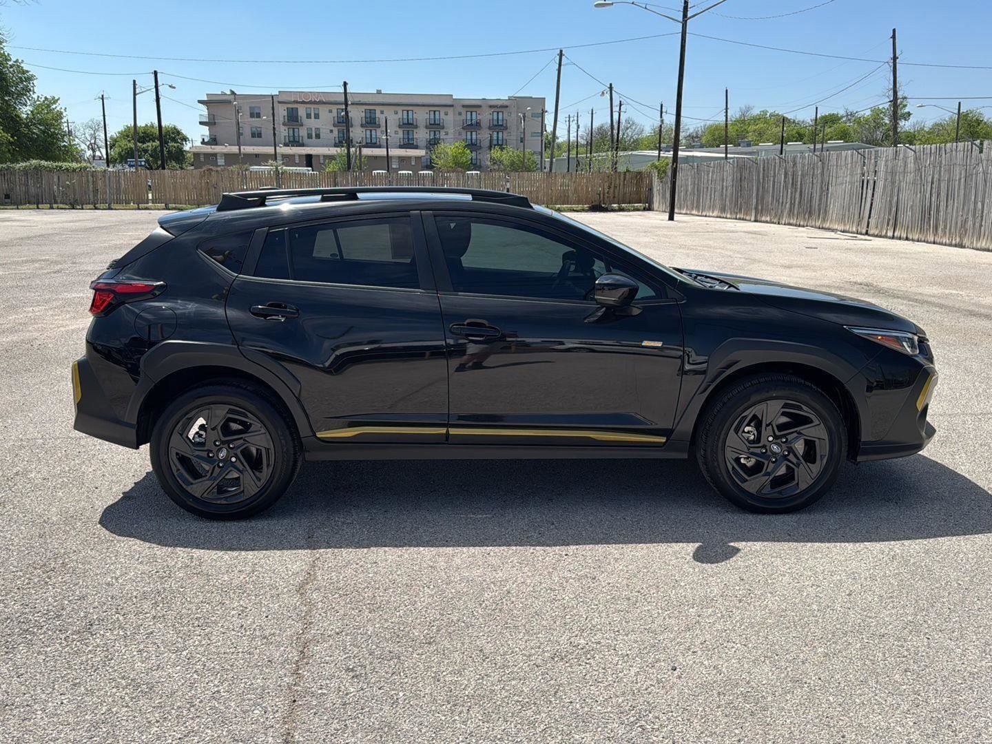 Used 2024 Subaru Crosstrek 2.5i Sport w/ Crosstrek Mirror Package AWD/4WD image 2