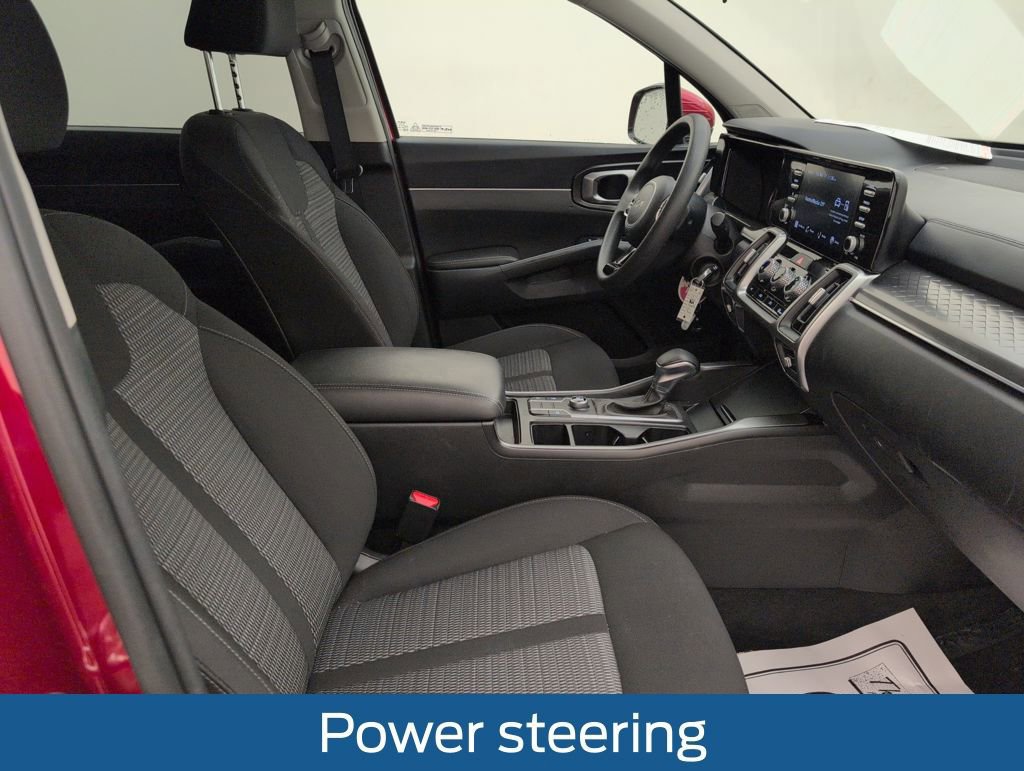 Used 2023 Kia Sorento LX image 17