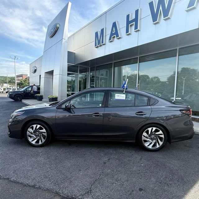 Used 2024 Subaru Legacy Limited AWD/4WD image 5