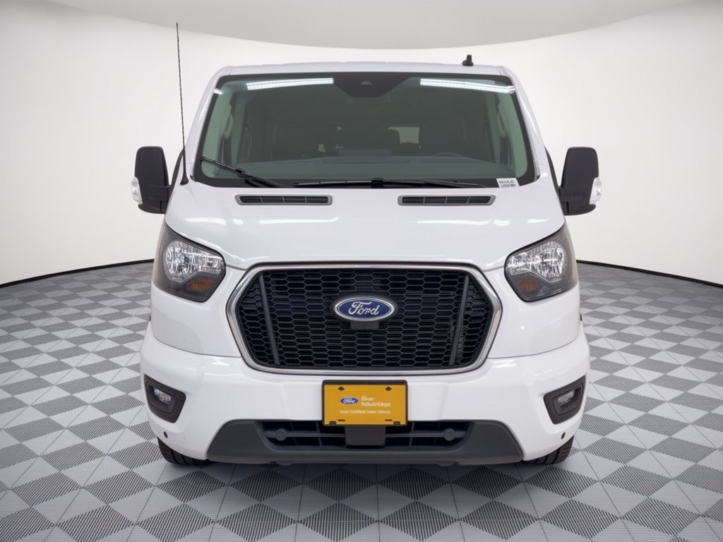 Certified 2025 Ford Transit 350 XLT RWD image 4