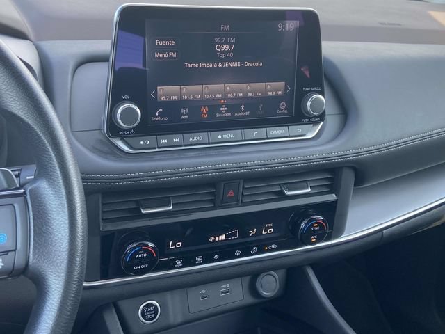 Used 2023 Nissan Rogue SV FWD image 22
