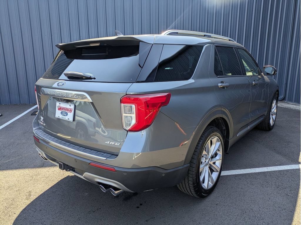 Certified 2023 Ford Explorer Platinum w/ Technology Package AWD/4WD image 5