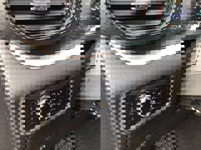 Certified 2023 Ford Explorer XLT w/ Class IV Trailer Tow Package image 17