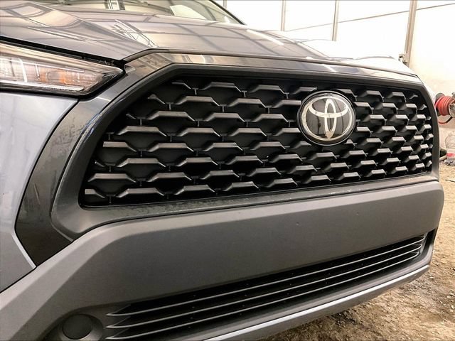 Used 2022 Toyota Corolla Cross L FWD image 29