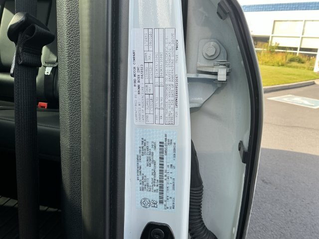 Certified 2023 Ford F150 Lariat w/ Equipment Group 502A High AWD/4WD image 25
