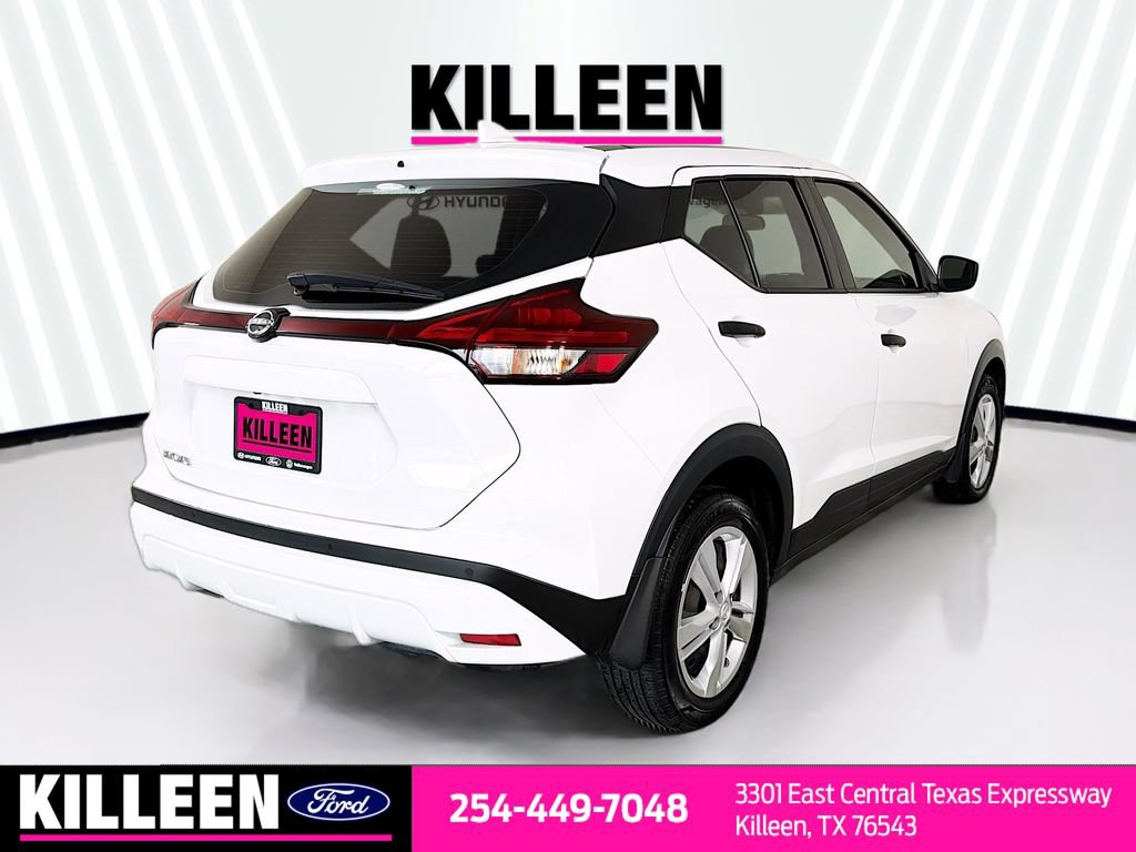 Used 2024 Nissan Kicks S FWD image 9