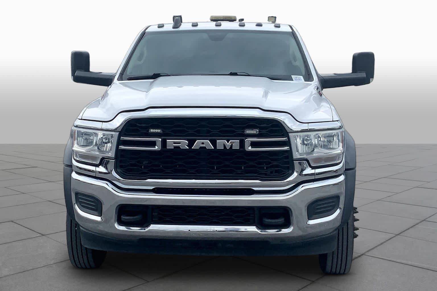 Used 2020 RAM 4500 Tradesman RWD image 4