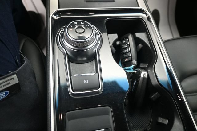 Certified 2020 Ford Edge SEL w/ Convenience Package AWD/4WD image 13