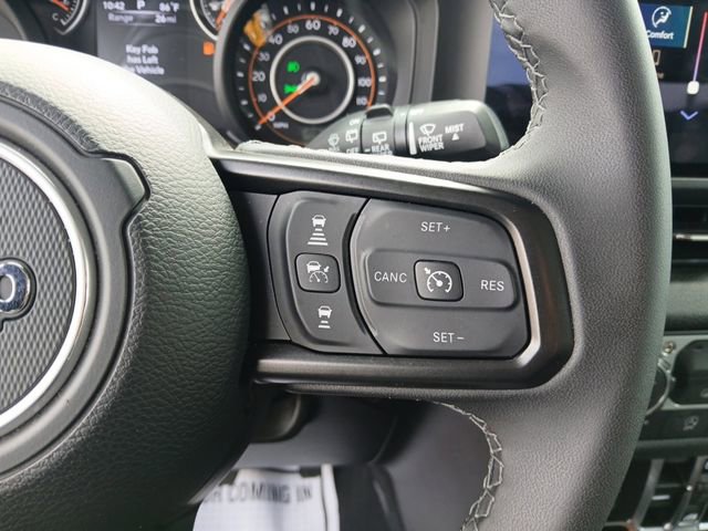 Used 2025 Jeep Wrangler Unlimited Sport AWD/4WD image 19