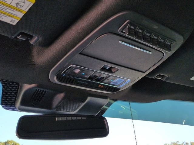 Certified 2024 Ford F250 Platinum w/ Tremor Off-Road Package image 23