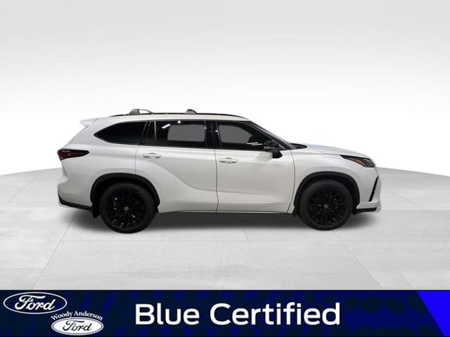 Used 2024 Toyota Highlander XSE FWD image 5