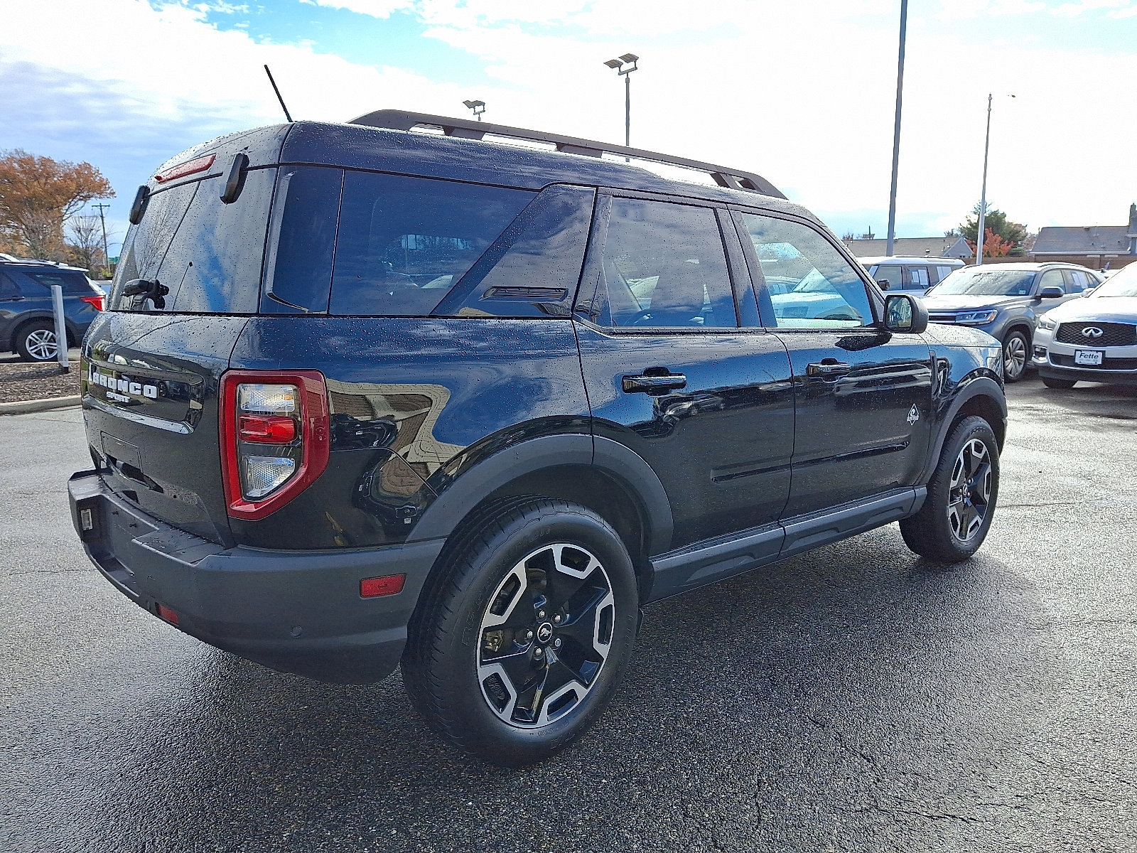 Certified 2023 Ford Bronco Sport Outer Banks w/ Tech Package image 2