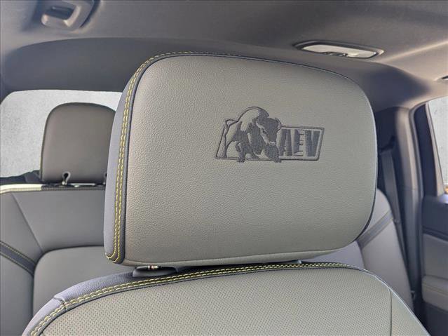 Used 2024 Chevrolet Colorado ZR2 w/ ZR2 Bison Edition image 15