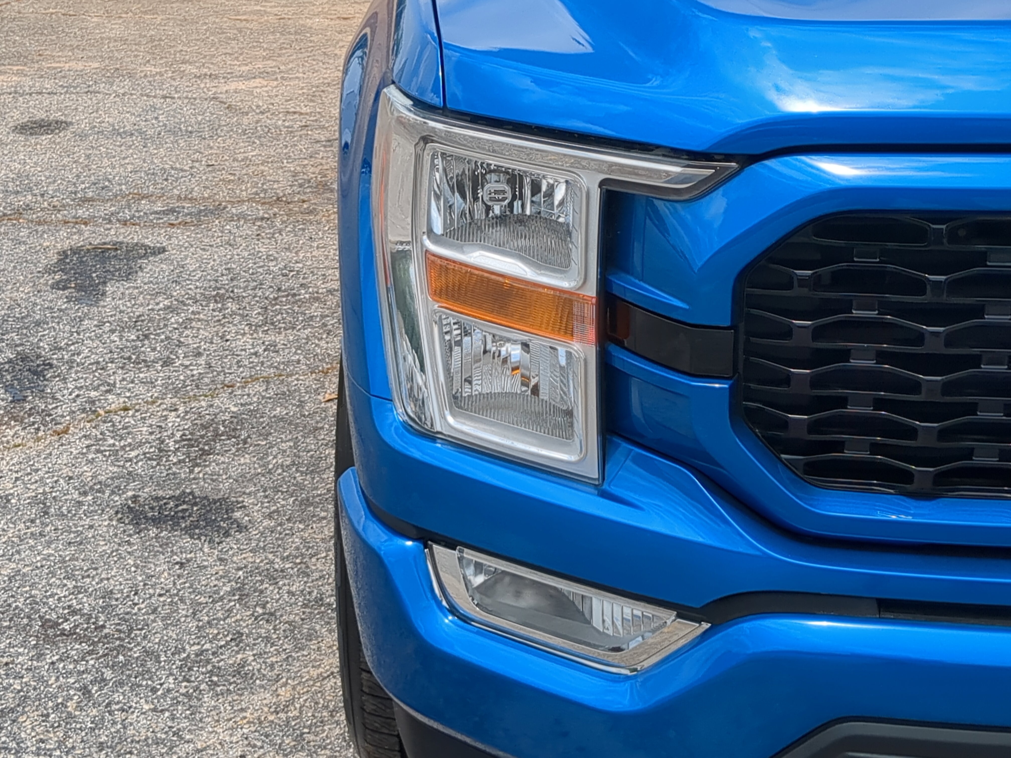 Certified 2021 Ford F150 XL w/ STX Appearance Package RWD image 8