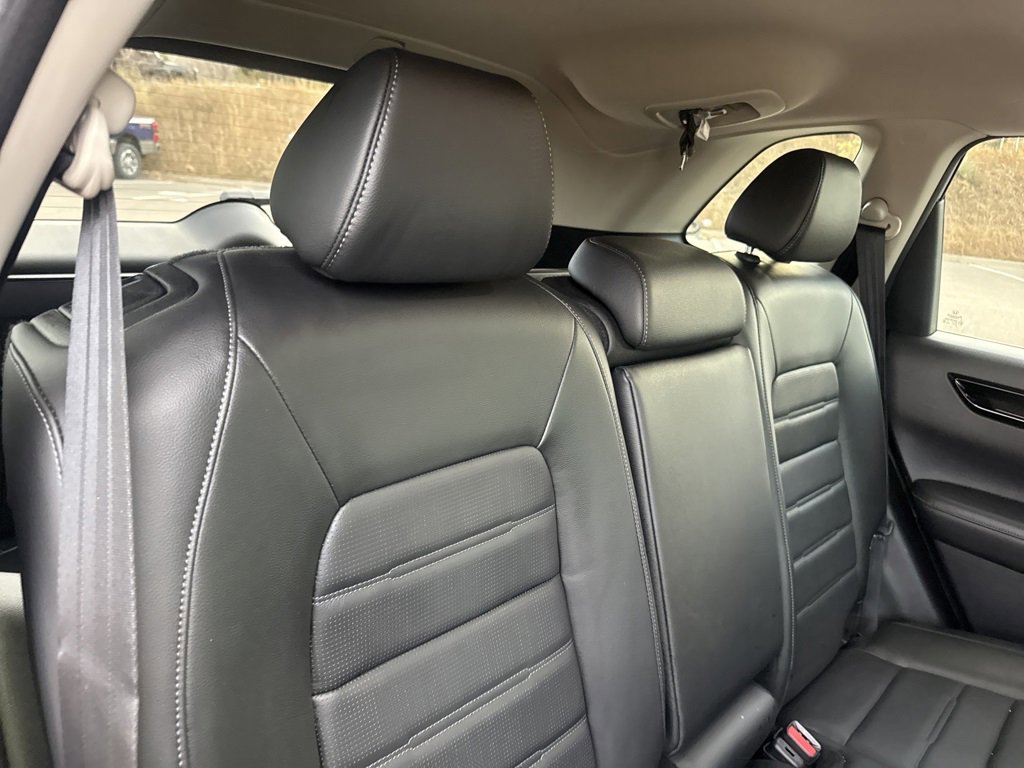 Used 2025 Honda CR-V EX-L image 25